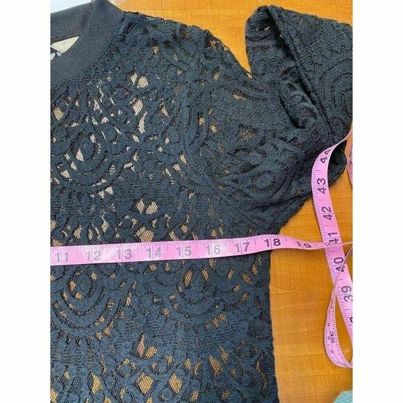 Banana Republic lace nude blouse sz s scoop neck long sleeve sheer top black - Picture 6 of 7